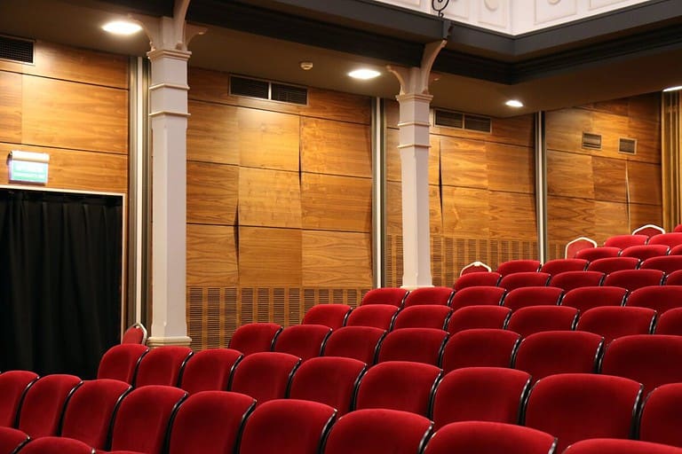 auditorium chairs comfortable concert